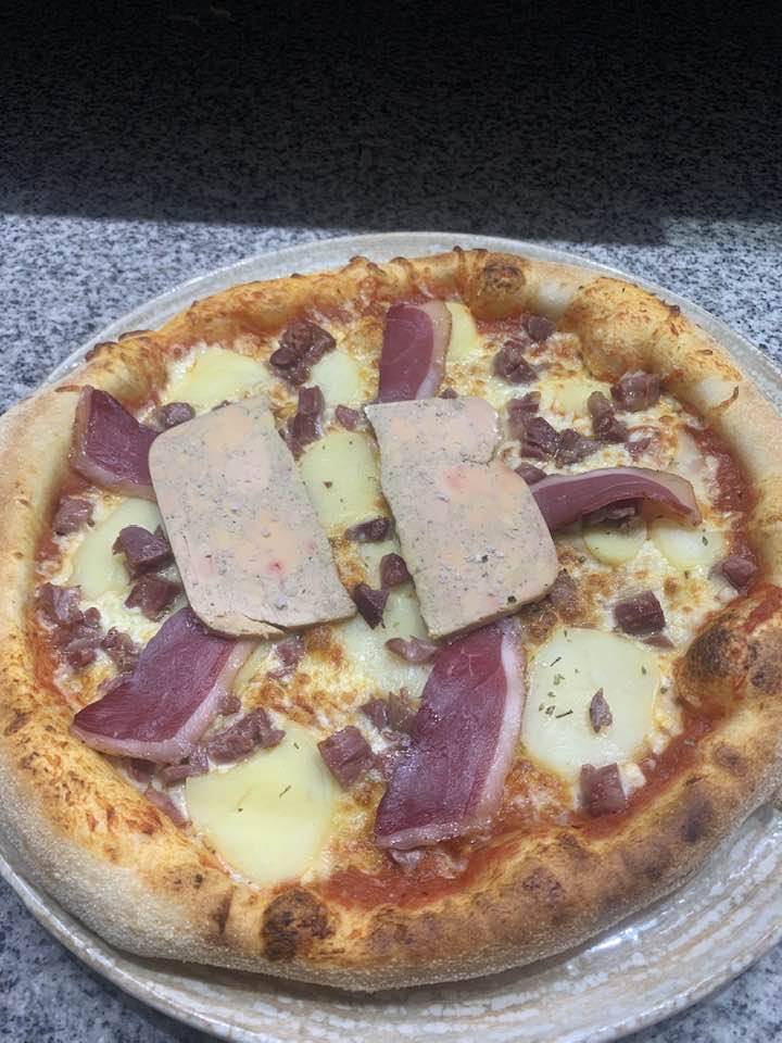 pizza foie gras et magret de canard